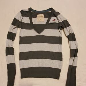 Hollister V-neck Sweater